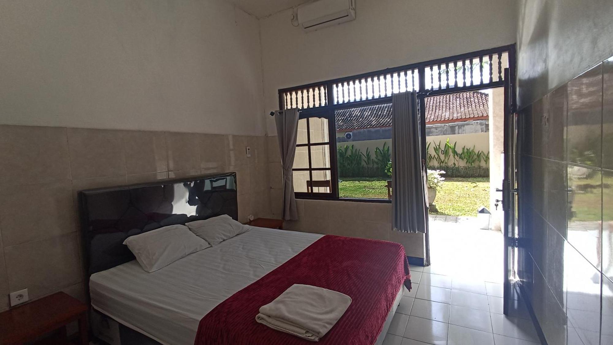 Pondok Nuri Homestay 2 Санур Экстерьер фото