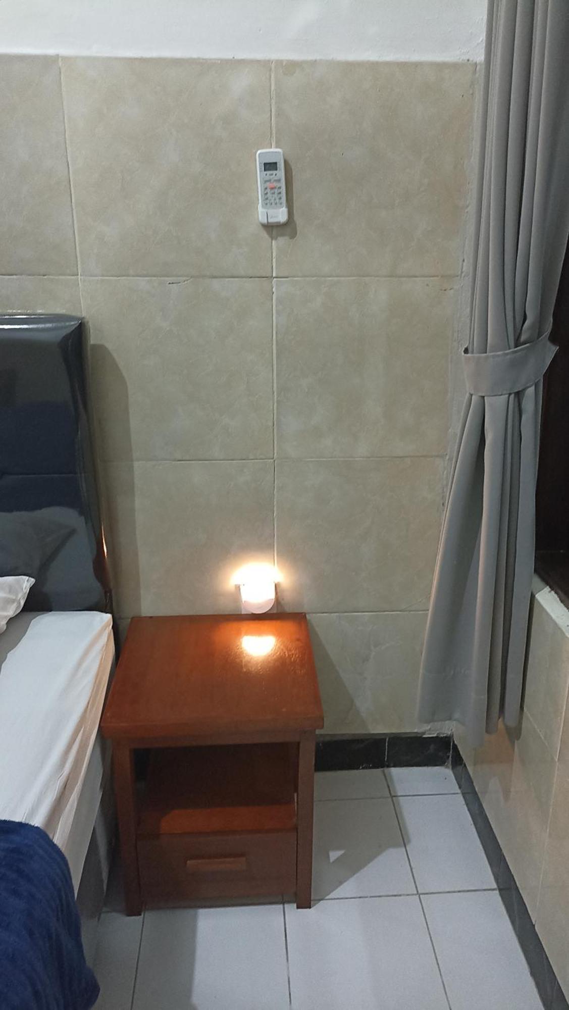 Pondok Nuri Homestay 2 Санур Экстерьер фото